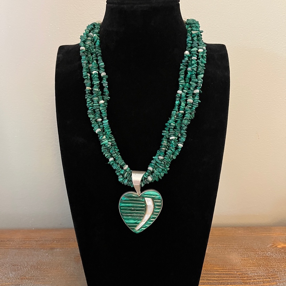 Deep Green Bead and Stone Heart Pendant Necklace